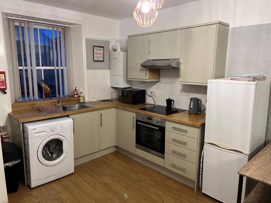 Harris Apartment Montrose Luaran gambar